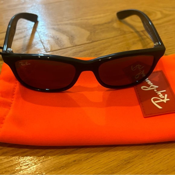 Rayban Junior Wayfarer Sunglasses - Picture 2 of 5